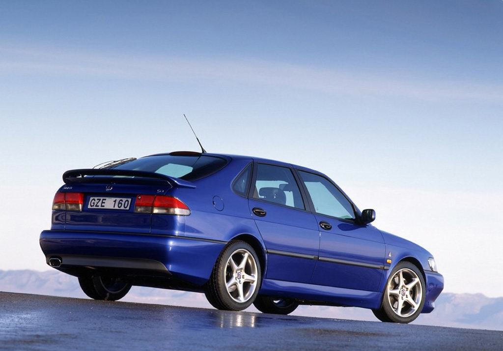 SAAB 900 Viggen