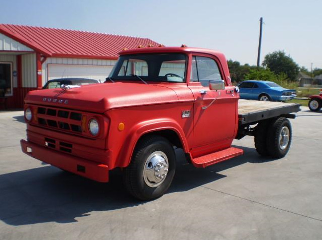 Dodge D300