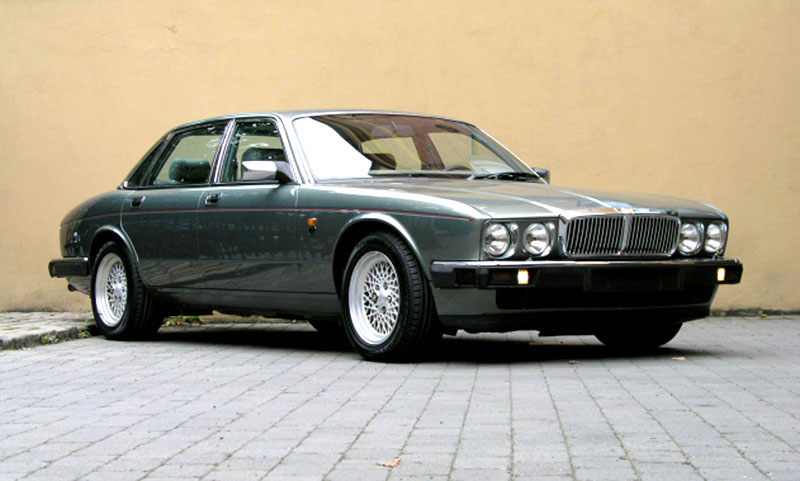 Jaguar XJR 40