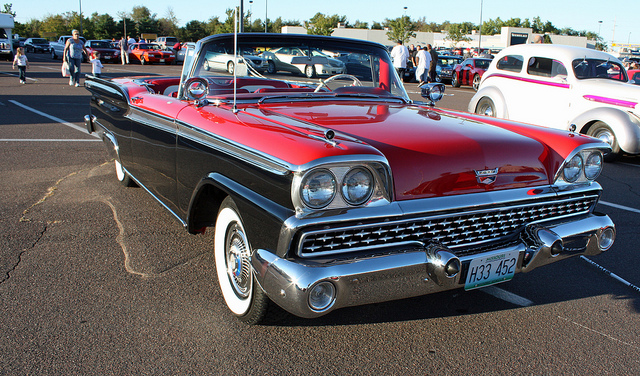 Ford Fairlane 500 Galaxie Skyliner