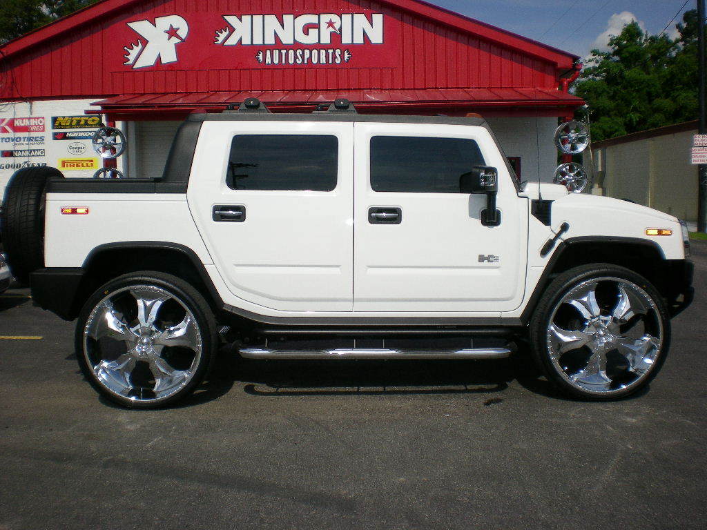 Hummer H2 SUT