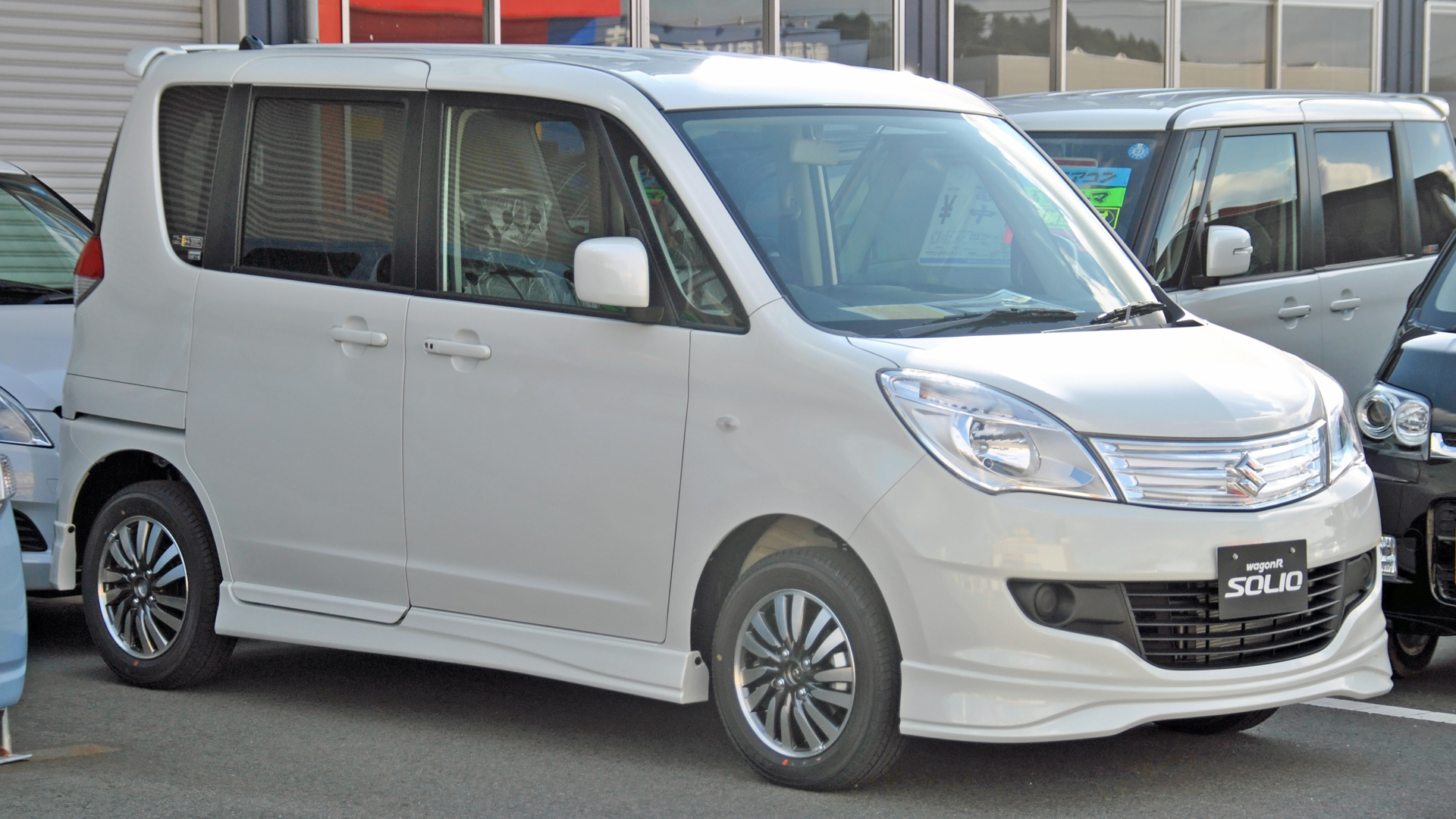 Suzuki Solio