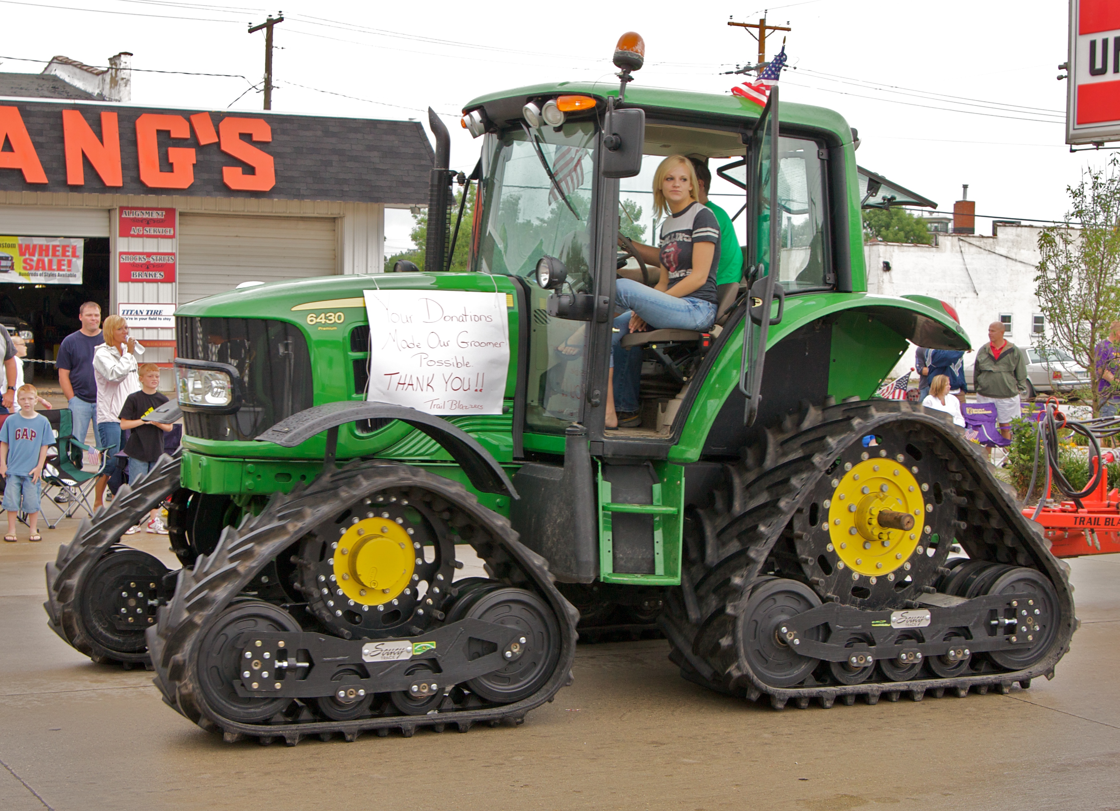 John Deere 6430