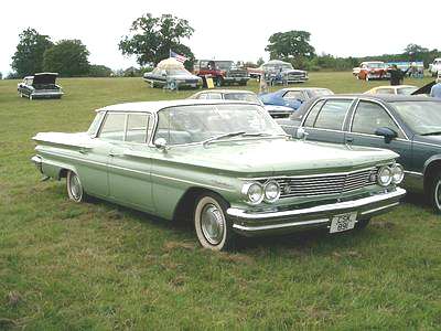 Pontiac Catalina 4-dr Hardtop