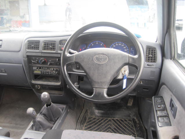 Toyota Hilux SR5 30TDi Ute