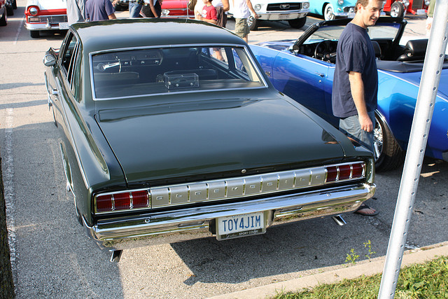 Oldsmobile F-85 Cutlass 2-dr