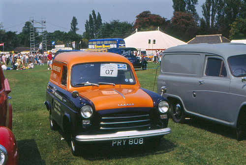 Ford Thames 800 Freighter