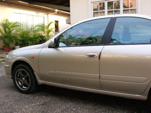 Nissan Almera 16 SG