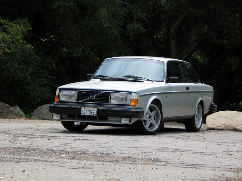 Volvo 240 Classic