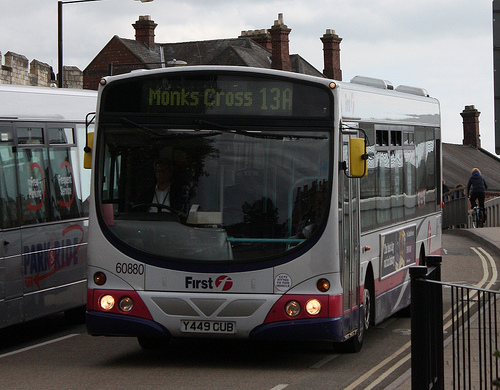 Volvo L202 bus