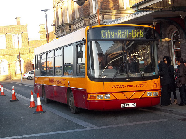 Volvo L202 bus