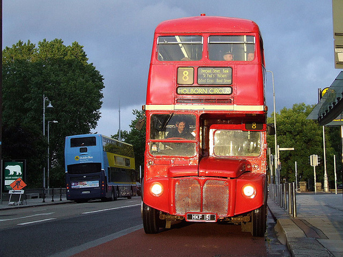 Volvo L202 bus