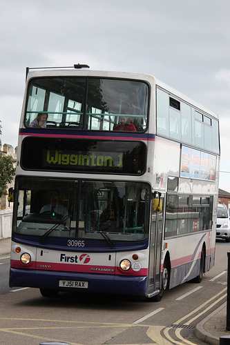 Volvo L202 bus