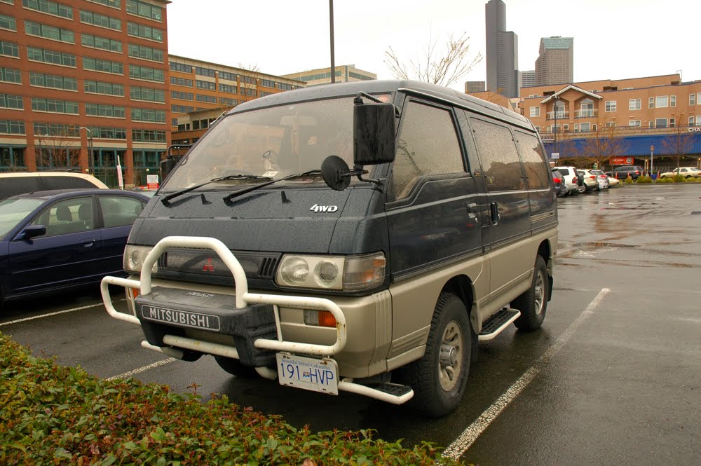 Mitsubishi Delica 30