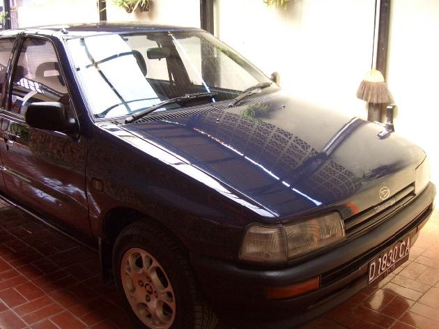 Daihatsu Charade CX