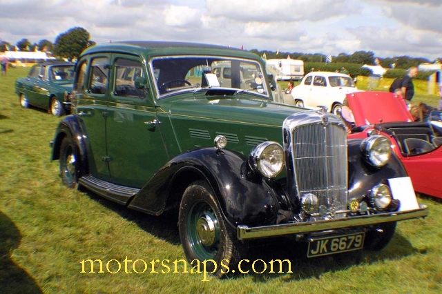 Morris Six Saloon