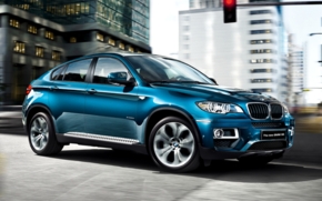 BMW X6 safty car