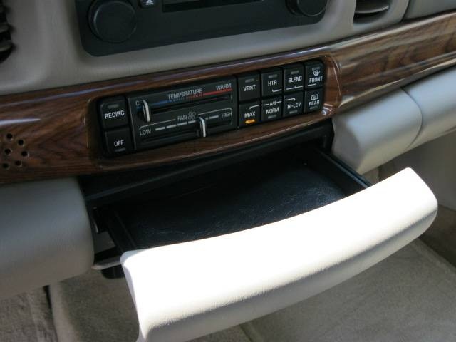 Buick Le SAbre Custom 4dr HT Buick Le SAbre Custom 4dr HT