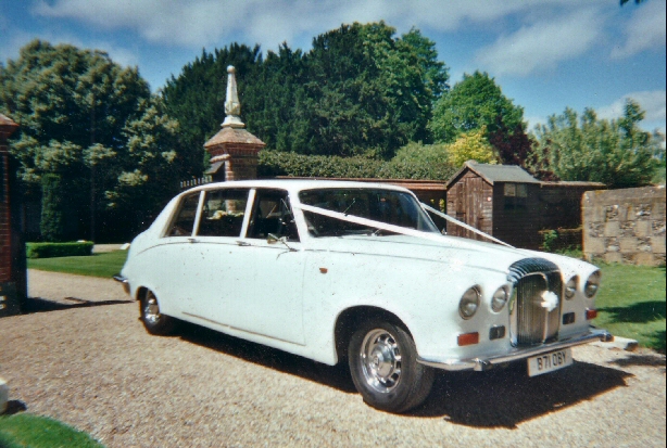 Daimler DS420