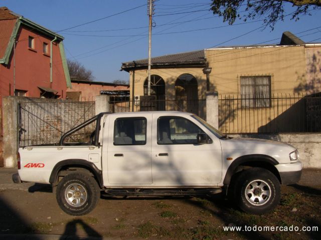 Mazda B2900 SDX