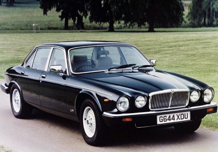 Jaguar XJ12 53 Coupe