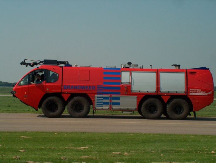 E-ONE Crashtender