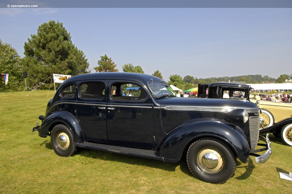 Chrysler C-16 Royal sedan