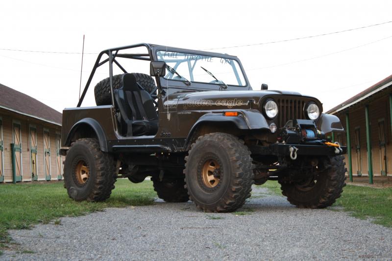 Jeep CJ-7 Golden Eagle