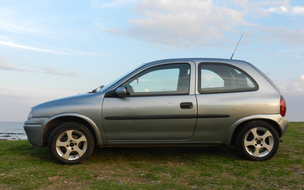 Chevrolet Corsa 16 GL Sedan