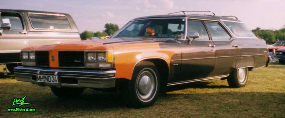 Oldsmobile Station Wagon