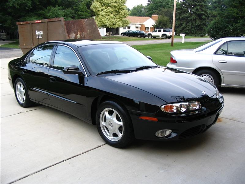 Oldsmobile Aurora