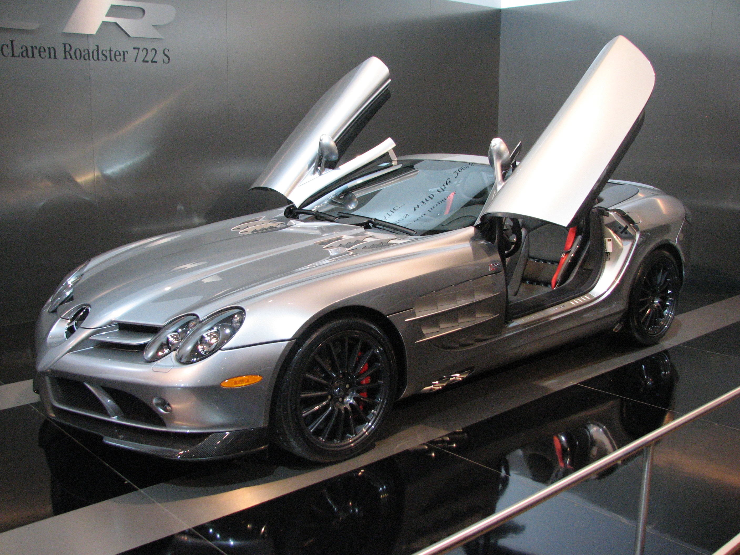 Mercedes-Benz McLaren SLR 722 Roadster