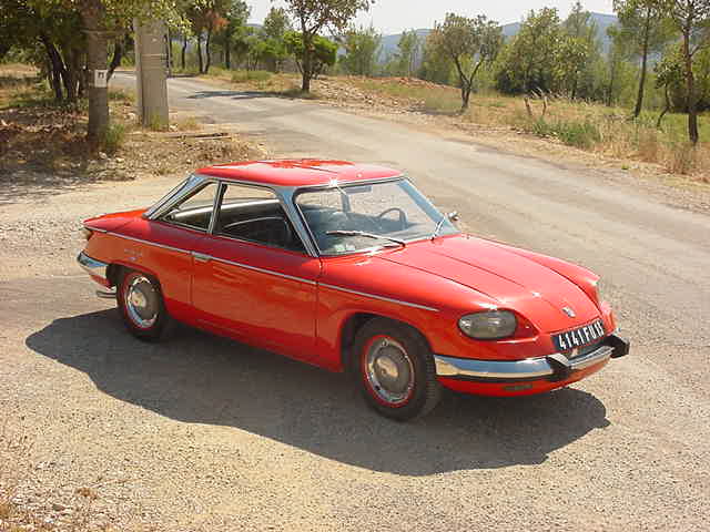 Panhard CT 24