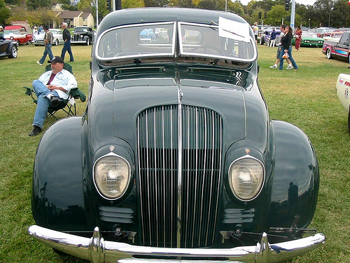 De Soto Deluxe Carryall Sedan