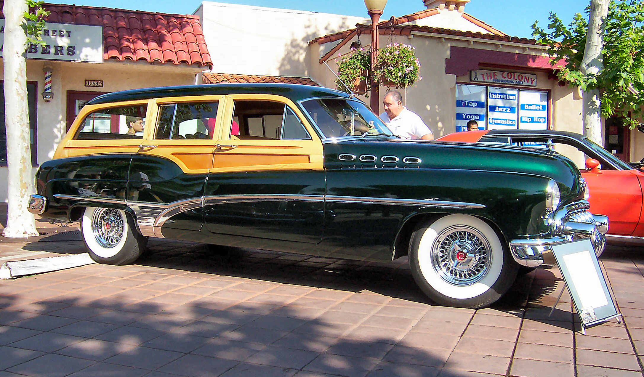 Buick Roadmaster Limited Estate Wagon