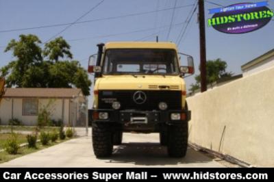 Mercedes-Benz Unimog U1250 Crew Cab