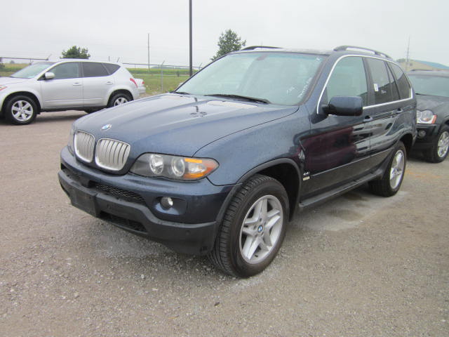 BMW X5 44i