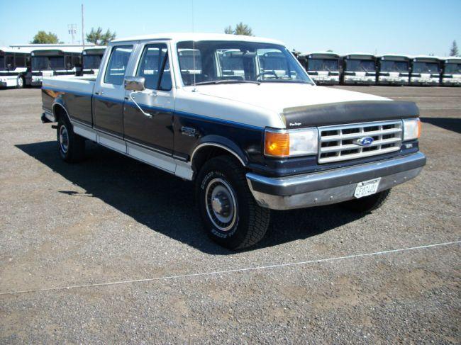 Ford F-350 Lariat XLT crew cab