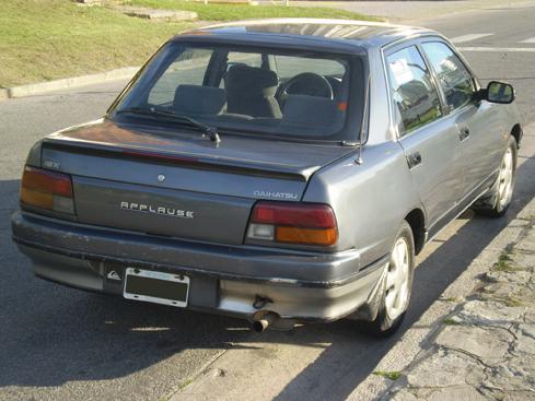 Daihatsu Applause 16X