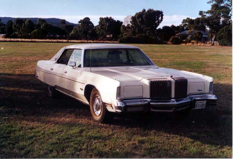 Chrysler New Yorker Brougham HT sedan