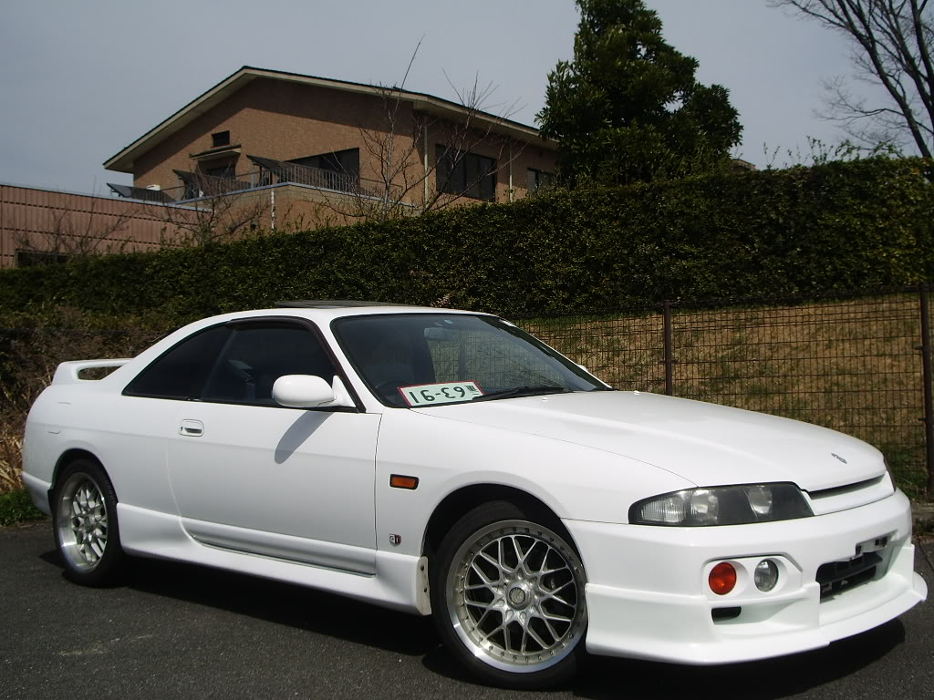 Nissan Skyline GTS25