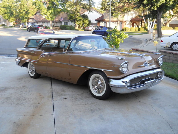 Oldsmobile Super 88 Fiesta wagon