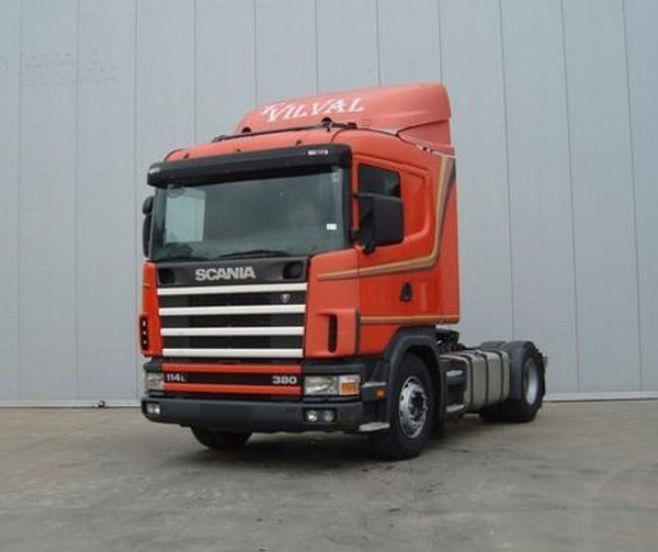 Scania R360 114L