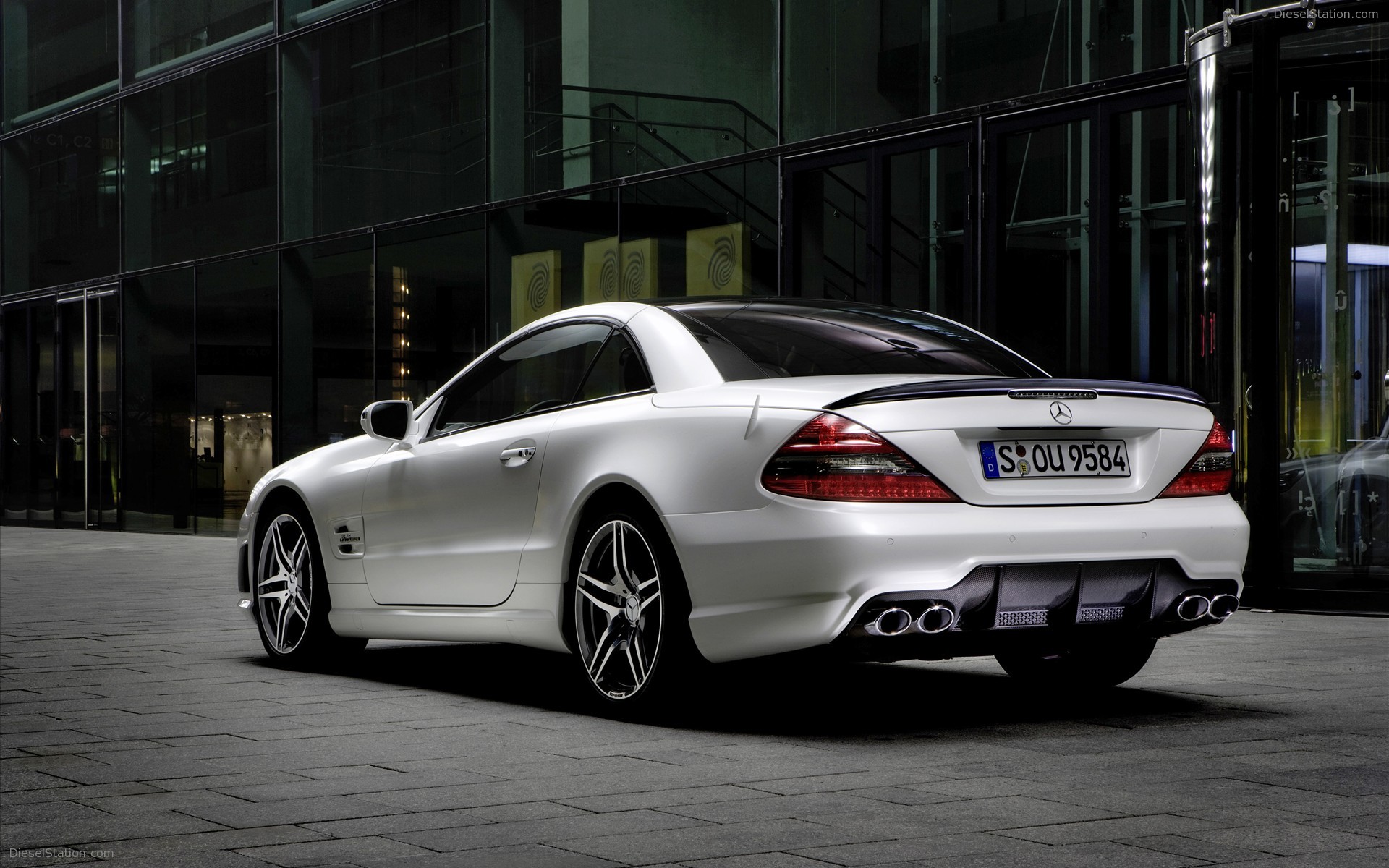 Mercedes-Benz SL63 AMG