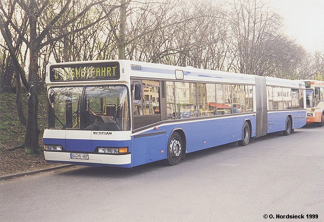 Neoplan N4021