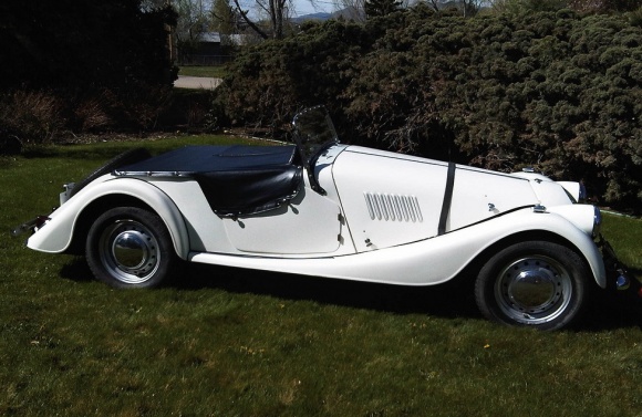 Morris Minor Eight roadster