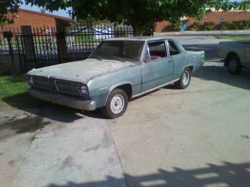 Plymouth Valiant Signet 2dr