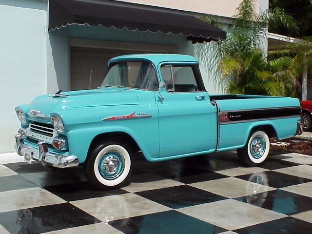 Chevrolet Cameo Carrier