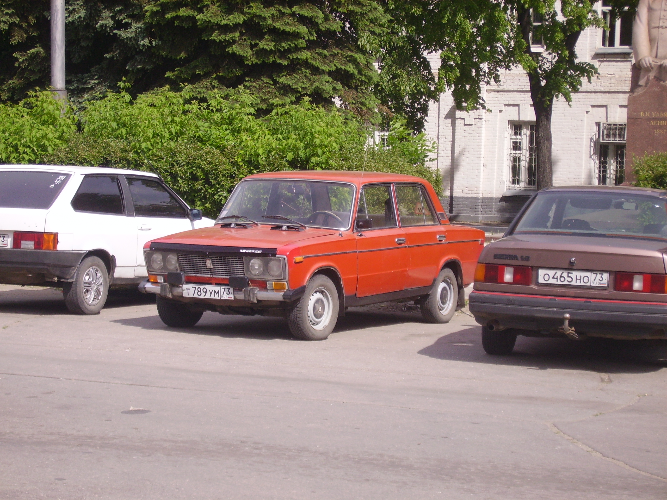 Lada 2106