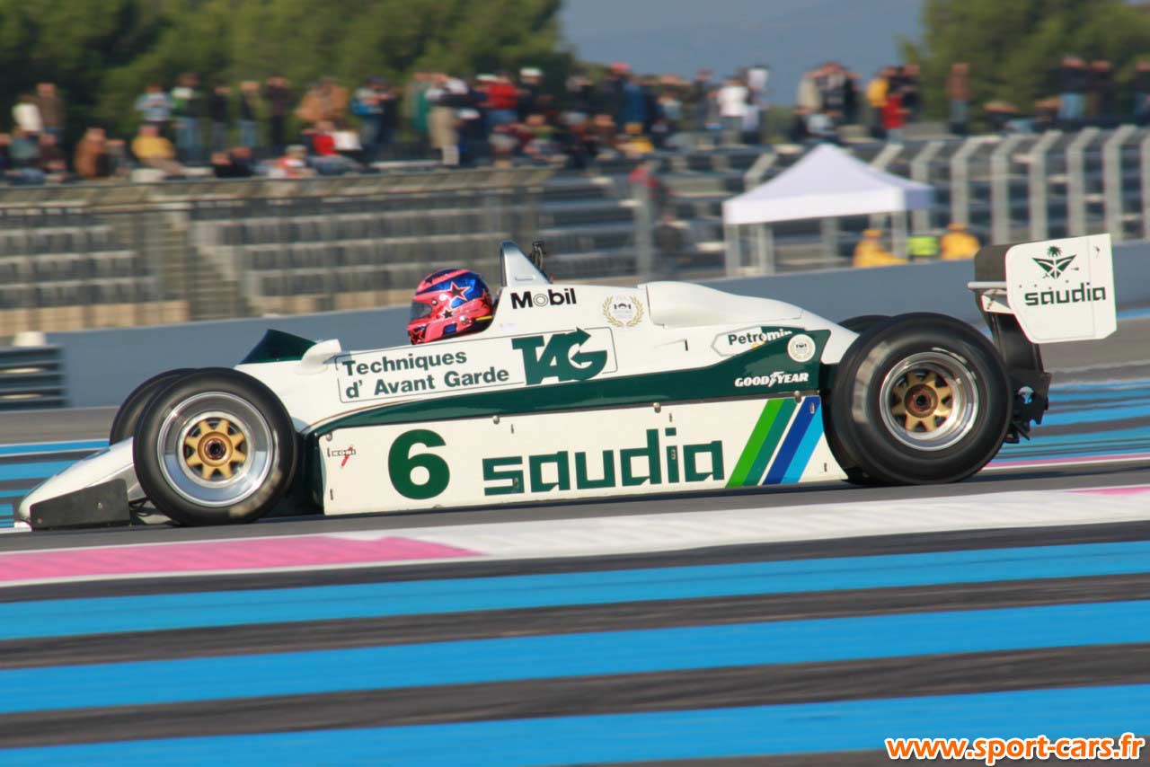 Williams FW08